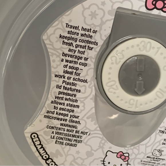 Hello Kitty 24oz Pressure Lid Ceramic Soup Mug - Picture 7 of 8